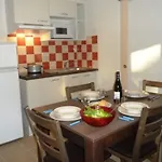 Apartahotel Vacancéole - Résidence Le Clos Du Rocher Les Eyzies