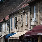 Vacancéole - Résidence Le Clos Du Rocher 3* Les Eyzies