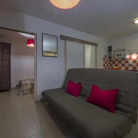 Vacanceole - Le Clos Du Rocher 3* Les Eyzies