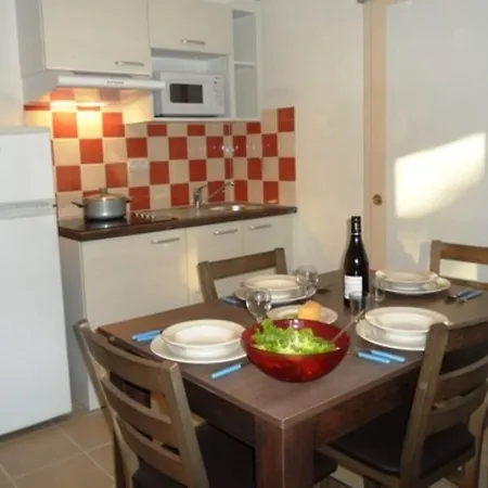 Aparthotel Vacanceole - Le Clos Du Rocher Les Eyzies