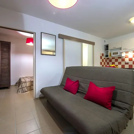 Aparthotel Vacanceole - Le Clos Du Rocher Les Eyzies