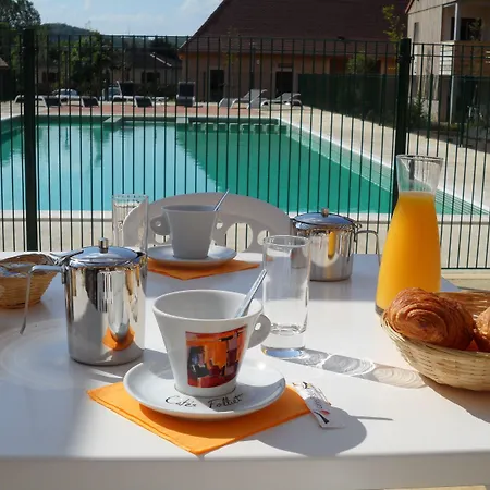 Vacanceole - Le Clos Du Rocher Les Eyzies