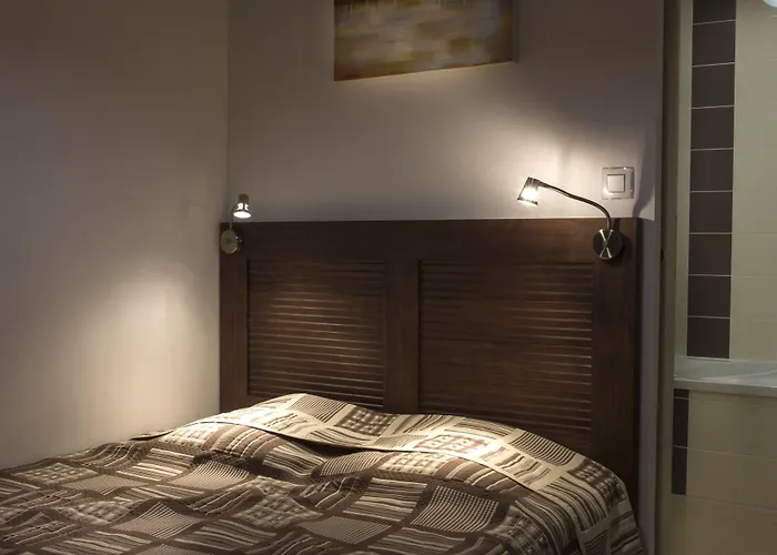 Vacanceole - Le Clos Du Rocher 3*