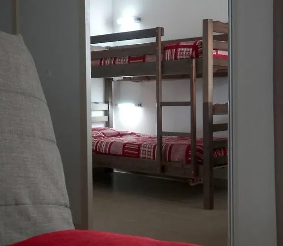 Vacanceole - Le Clos Du Rocher 3*